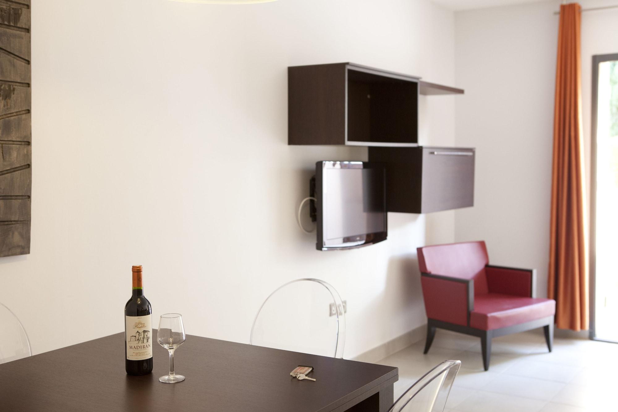 Mas De Valrugues Holifrance Aparthotel Saint-Rémy-de-Provence Kültér fotó