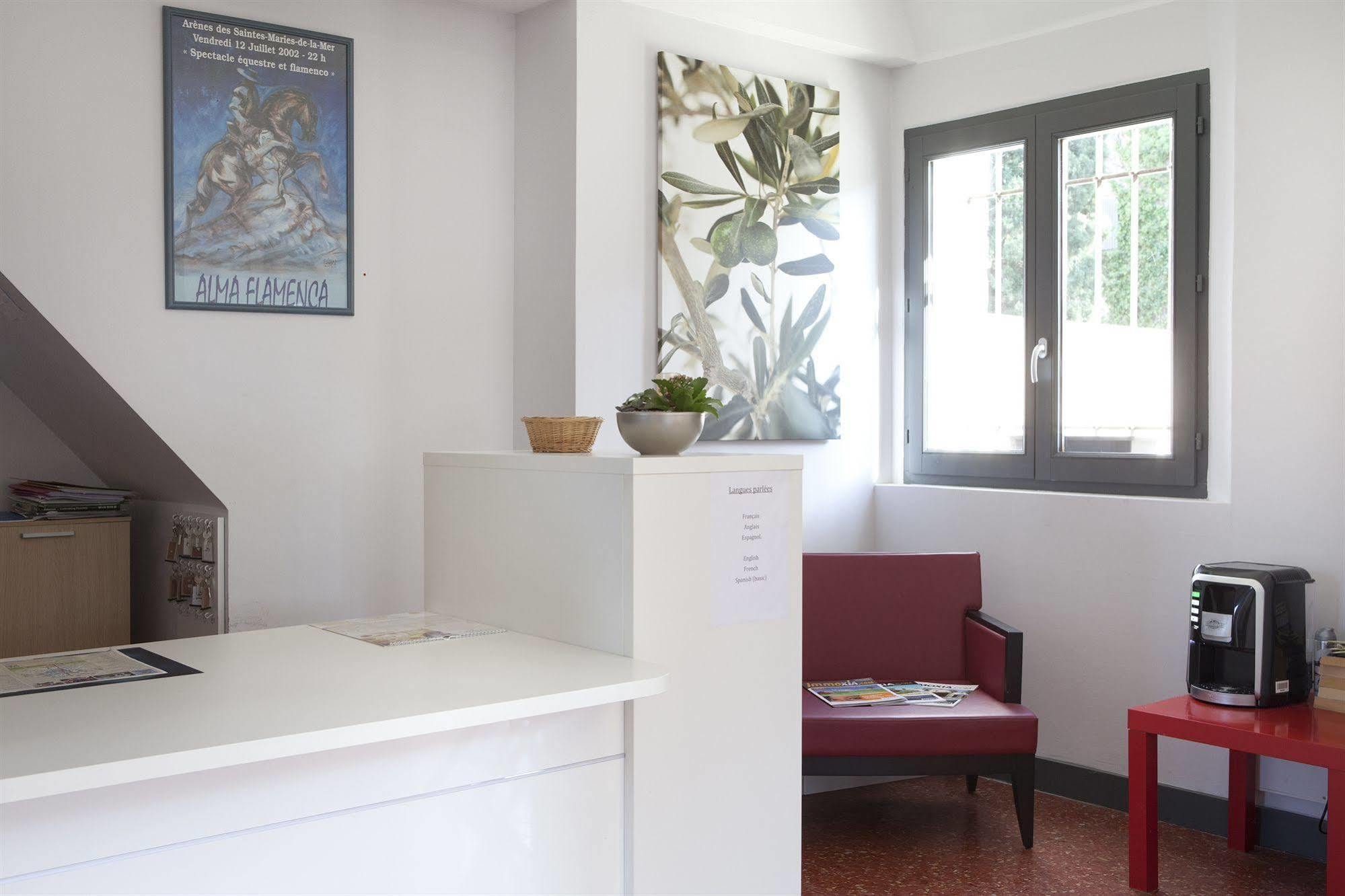 Mas De Valrugues Holifrance Aparthotel Saint-Rémy-de-Provence Kültér fotó