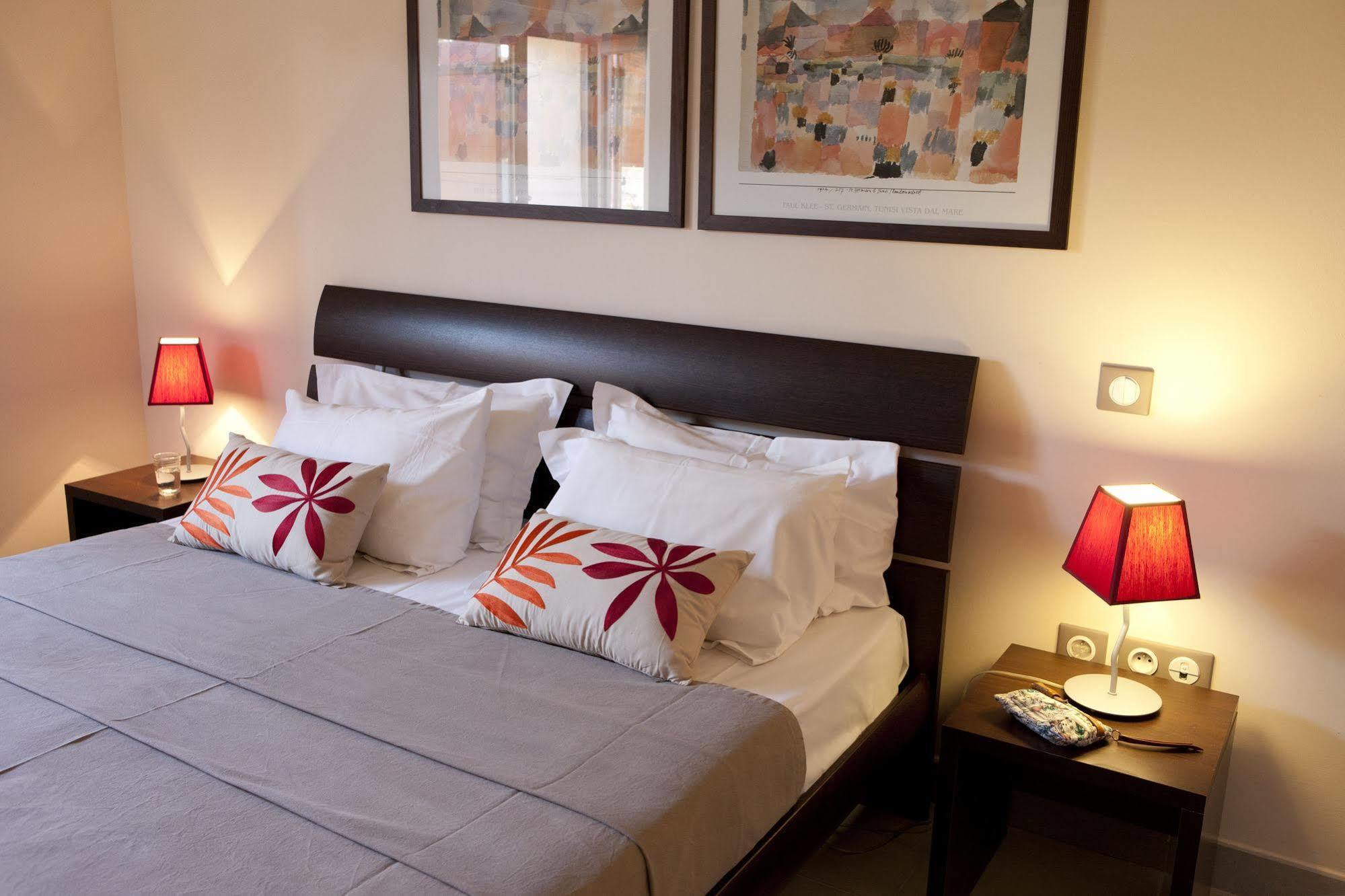 Mas De Valrugues Holifrance Aparthotel Saint-Rémy-de-Provence Kültér fotó