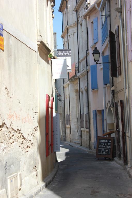 Mas De Valrugues Holifrance Aparthotel Saint-Rémy-de-Provence Kültér fotó